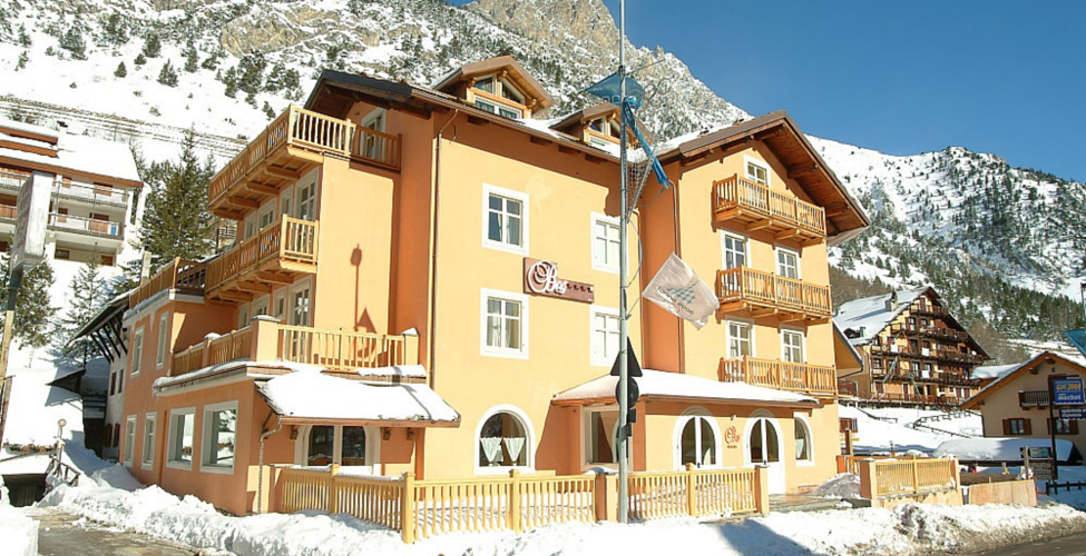 Nobiltà alpina: il Bes Hotel della famiglia Marcucci